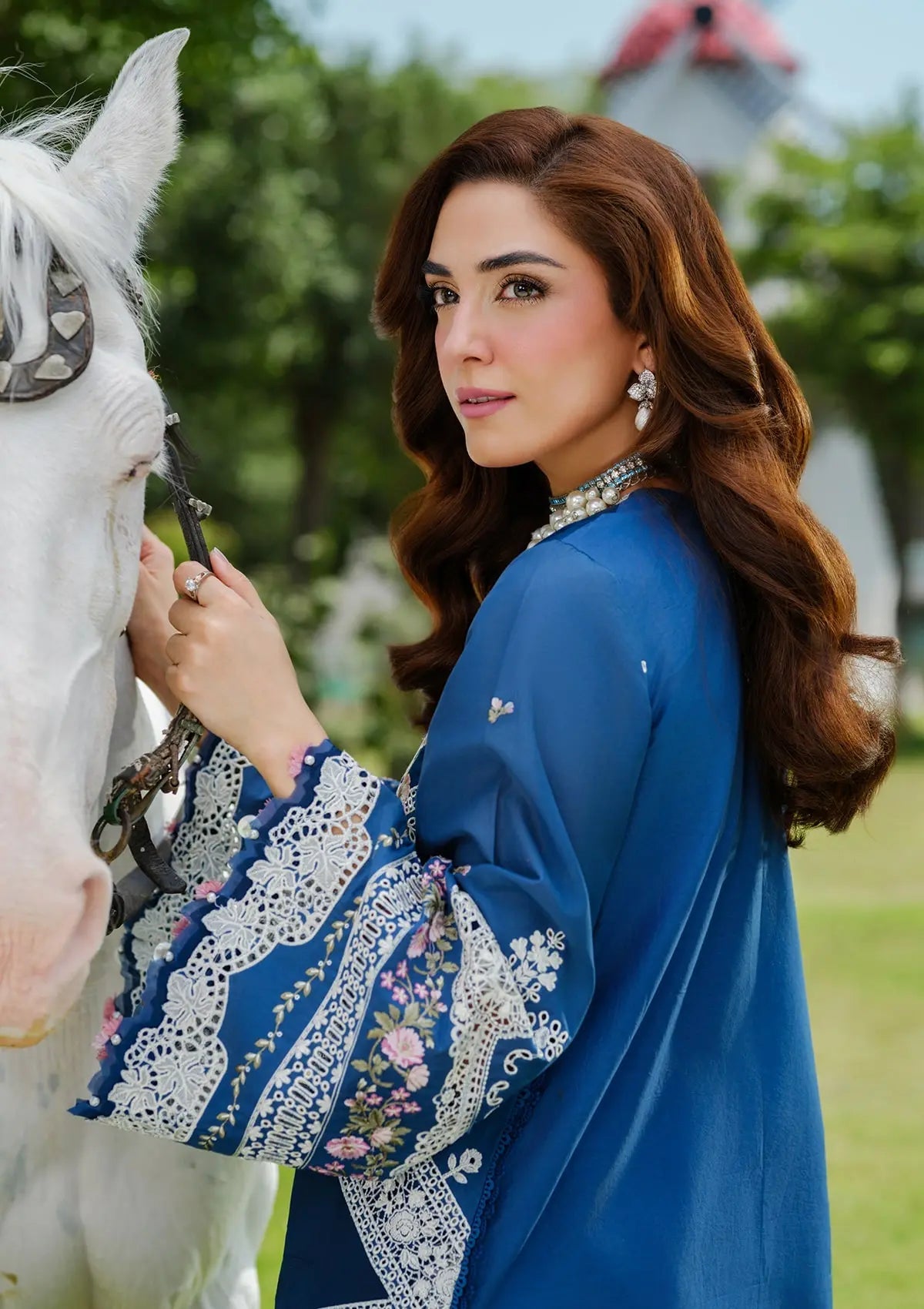 GRACE EMBROIDERY LAWN 3PC