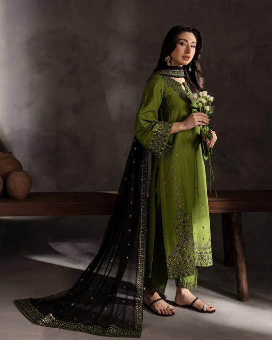 GRACE EMBROIDERY LAWN 3PC