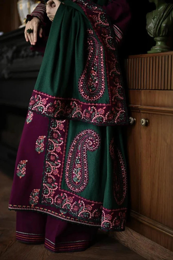 REVISH LUXURY LAWN EMBROIDERY 3PC SUIT