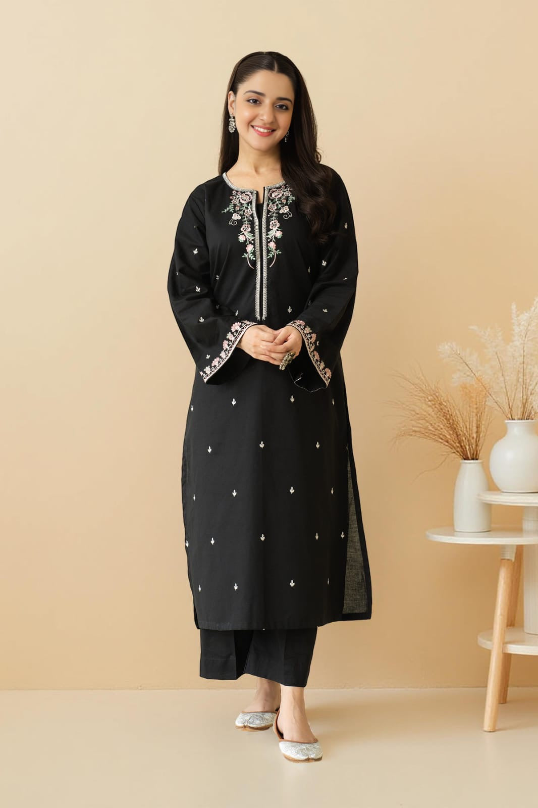 GRACE EMBROIDERY LAWN 2PC