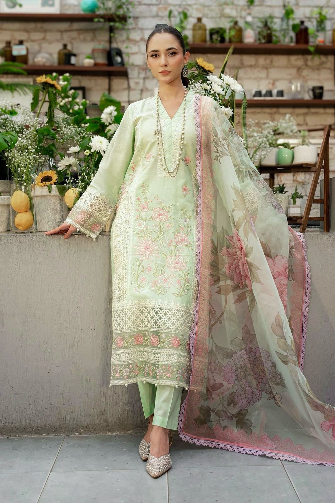 Grace-Luxury Full Embroidered Chikenkari Lawn Unstiched 3PC Suit