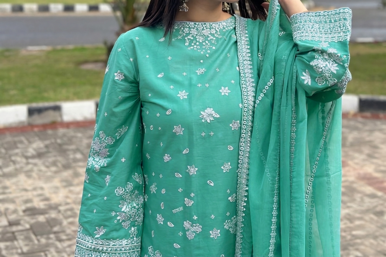 Lawn Embroidered 3Piece