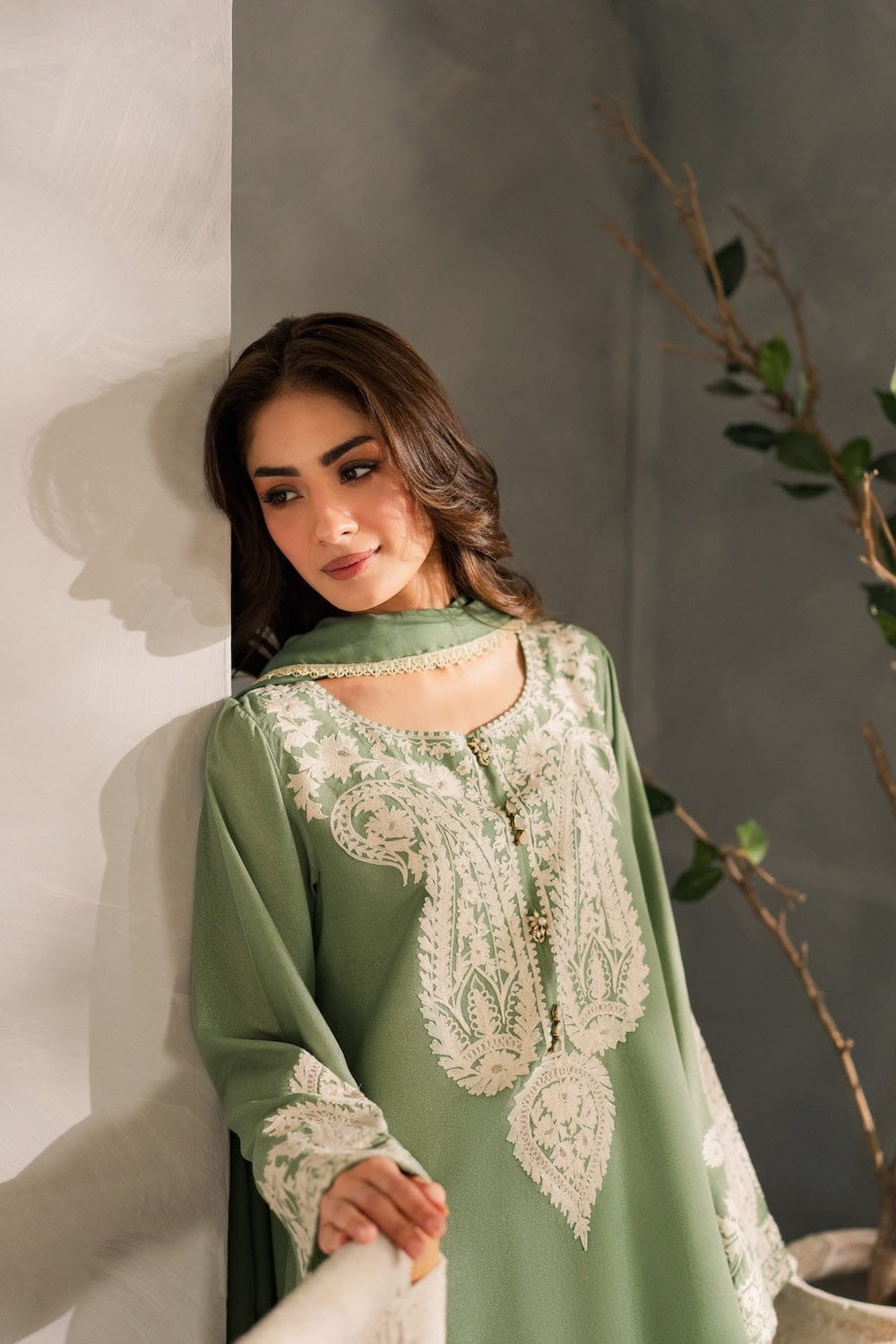 MIRANA EMBROIDERY LAWN 3PC