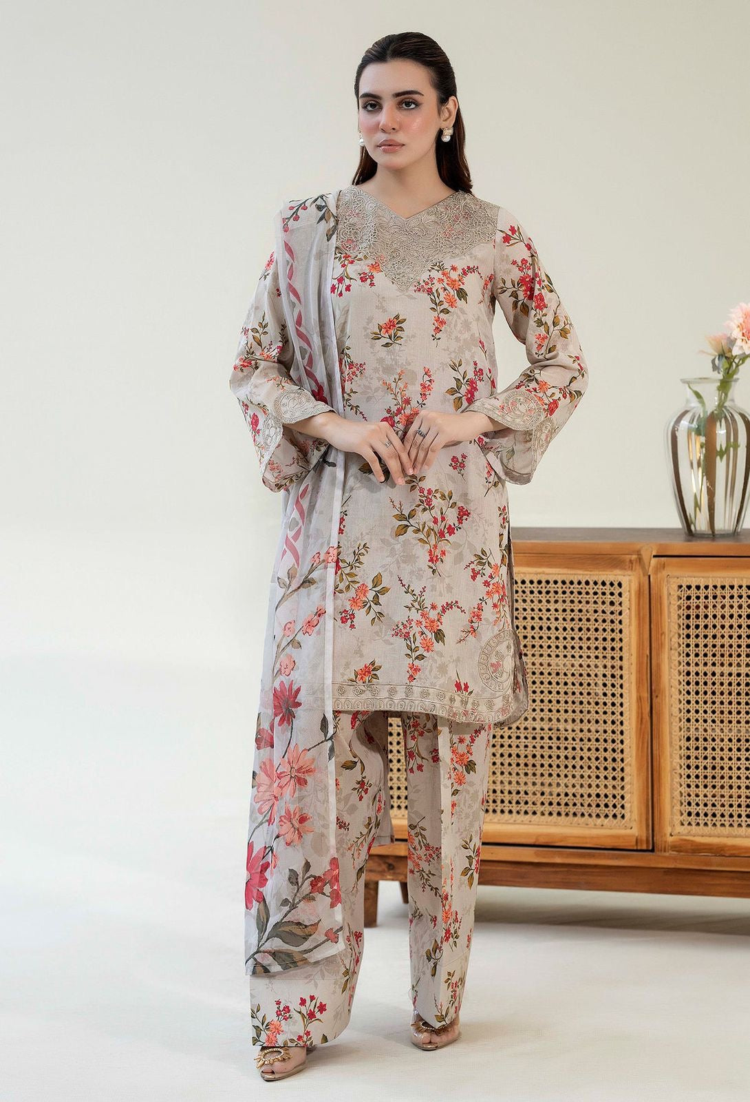 GRACE EMB/PRINT LAWN 3PC