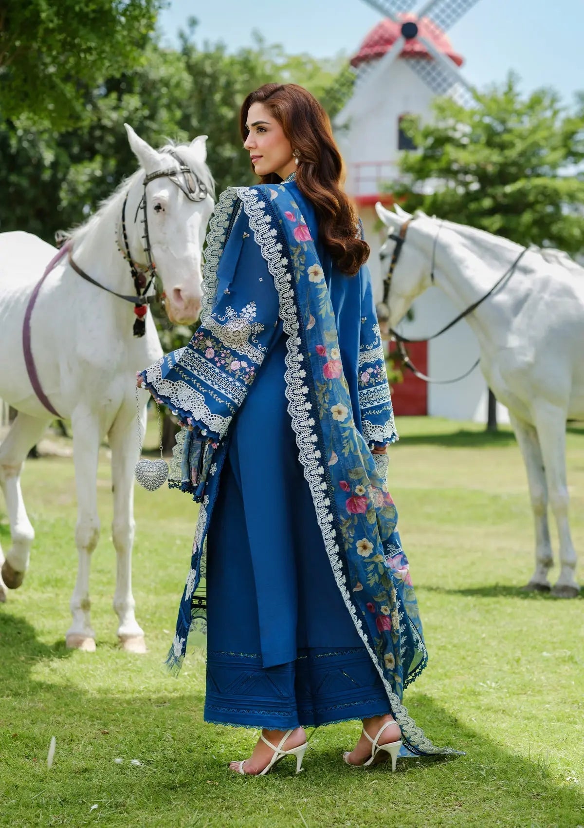 GRACE EMBROIDERY LAWN 3PC