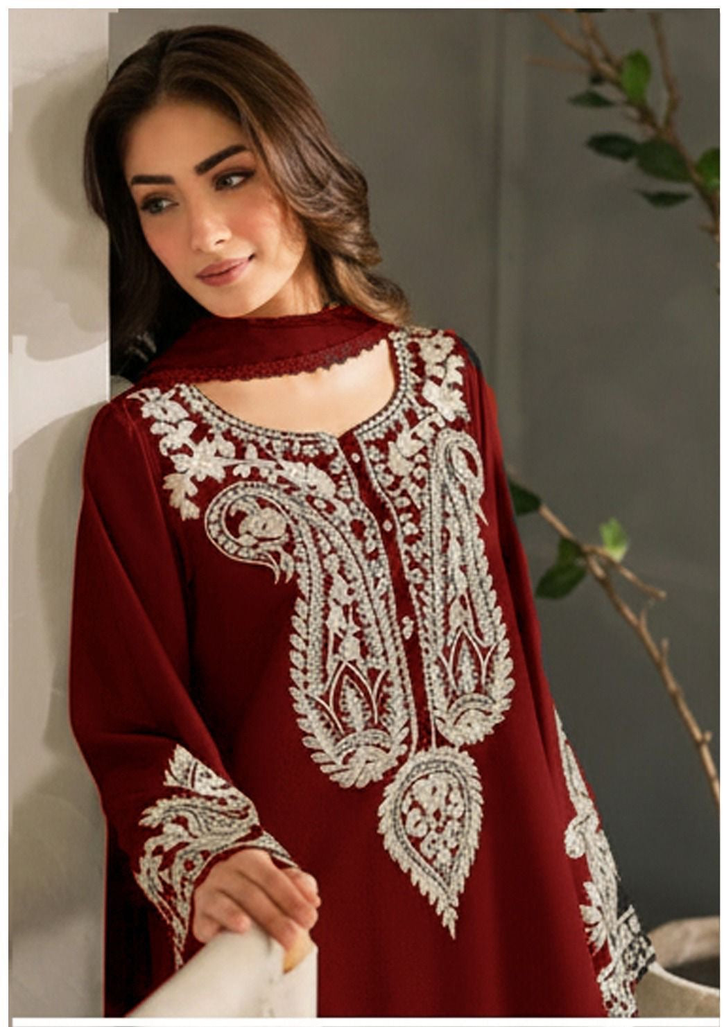 MIRANA EMBROIDERY LAWN 3PC