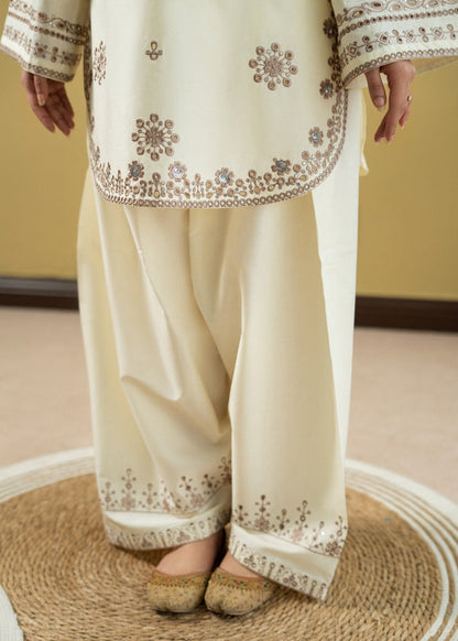GRACE EMBROIDERY LAWN 2PC