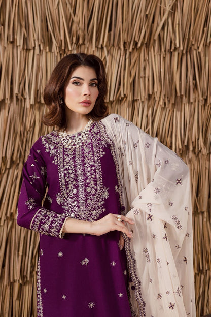 GRACE EMBROIDERY LAWN 3PC