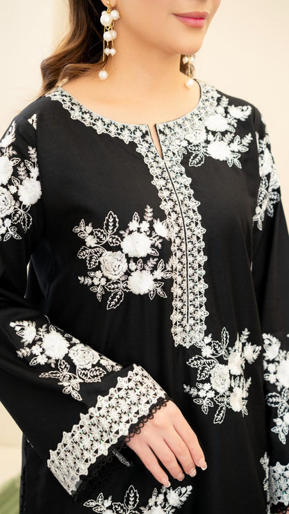 GRACE EMBROIDERY LAWN 3PC