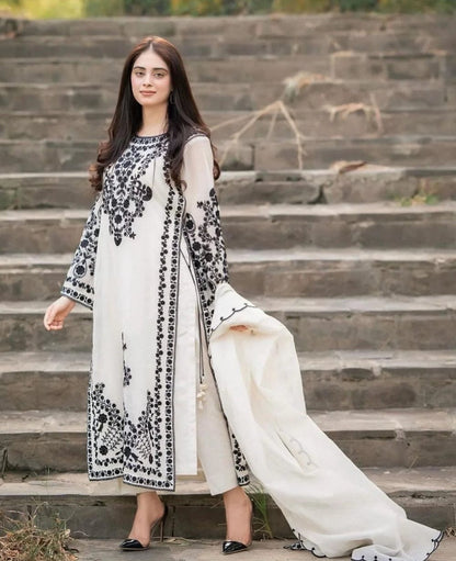 GRACE EMBROIDERY LAWN 3PC