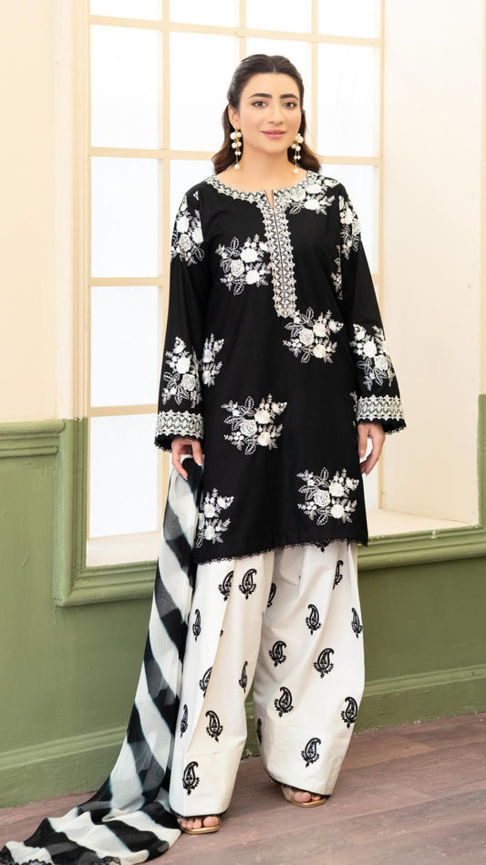 GRACE EMBROIDERY LAWN 3PC