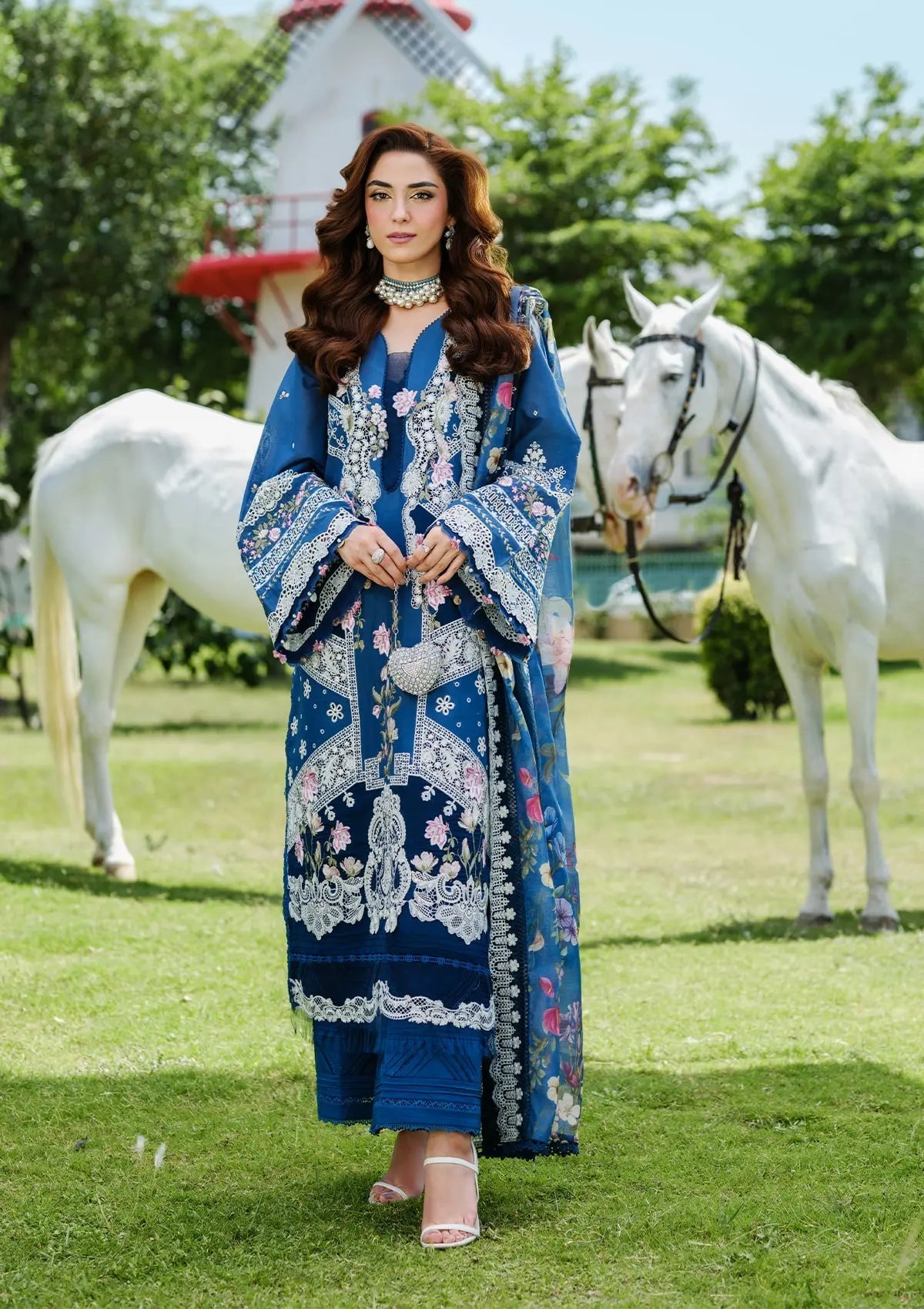 GRACE EMBROIDERY LAWN 3PC