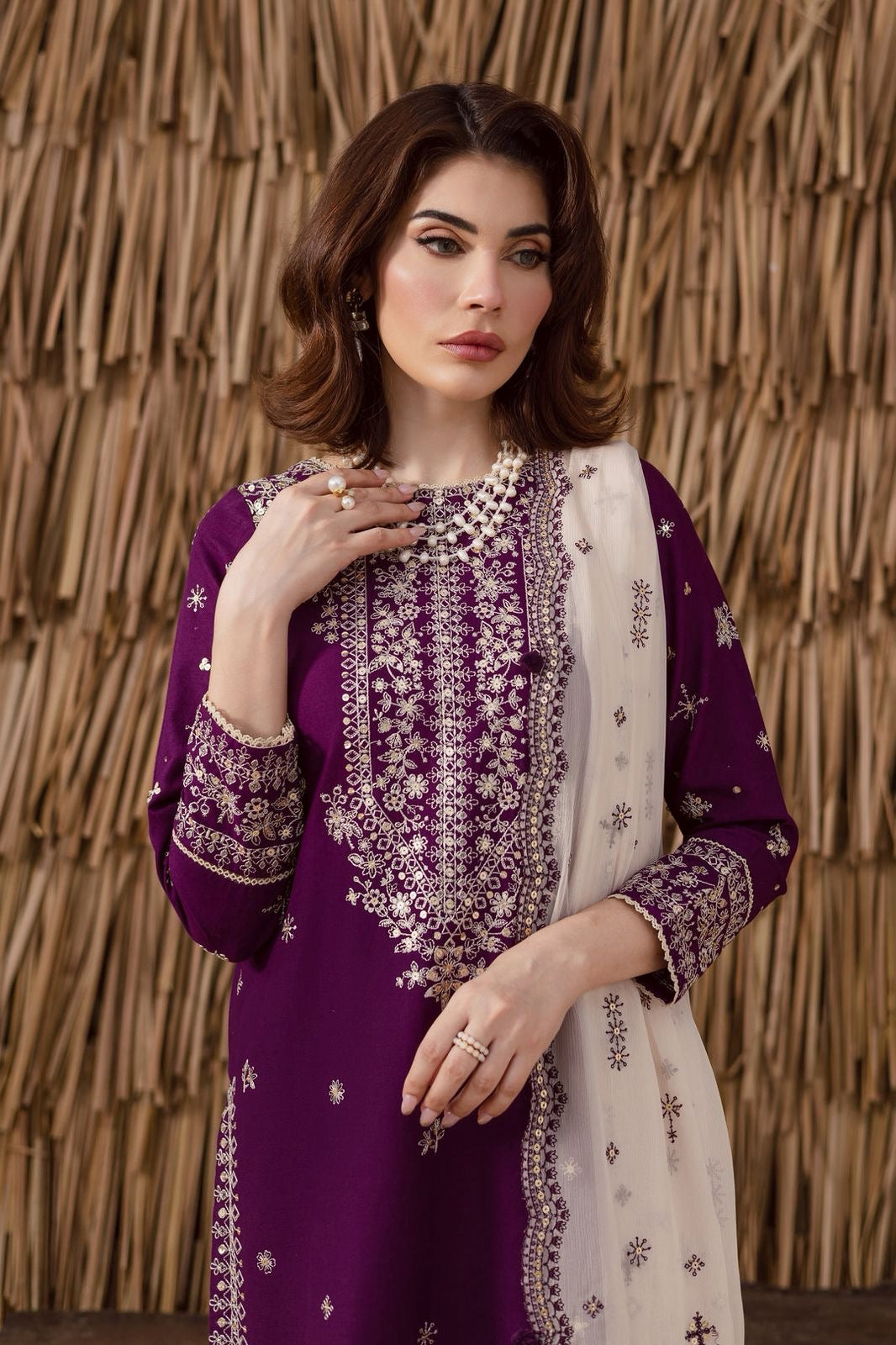 GRACE EMBROIDERY LAWN 3PC