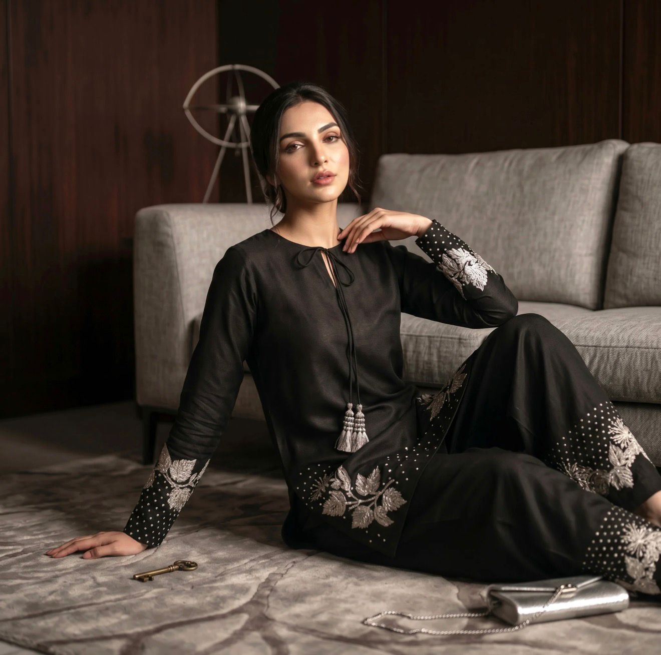Lawn Embroidered 3Piece Stitched (BLK SWAN)