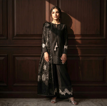 Lawn Embroidered 3Piece Stitched (BLK SWAN)