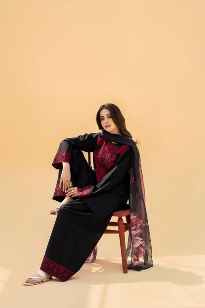 Lawn Embroidered Stitched 3Piece