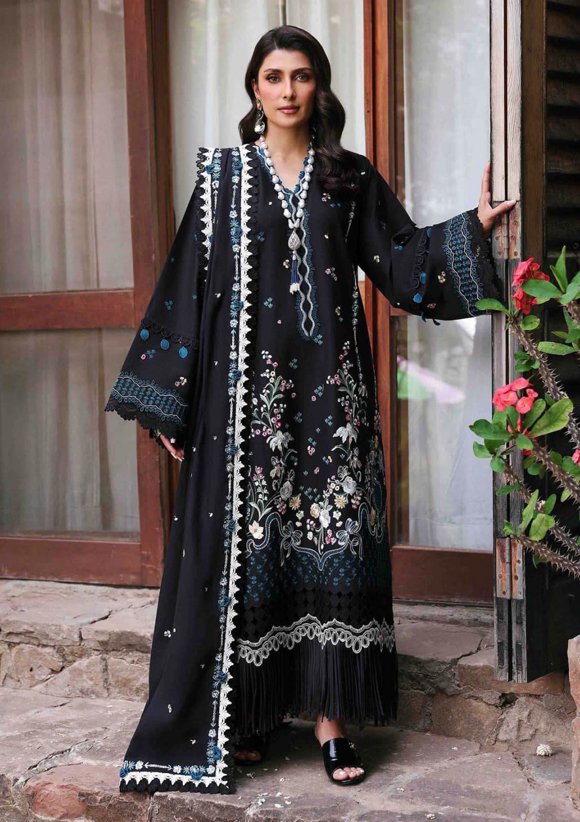 TALIA EMBROIDERY DHANAK 3PC